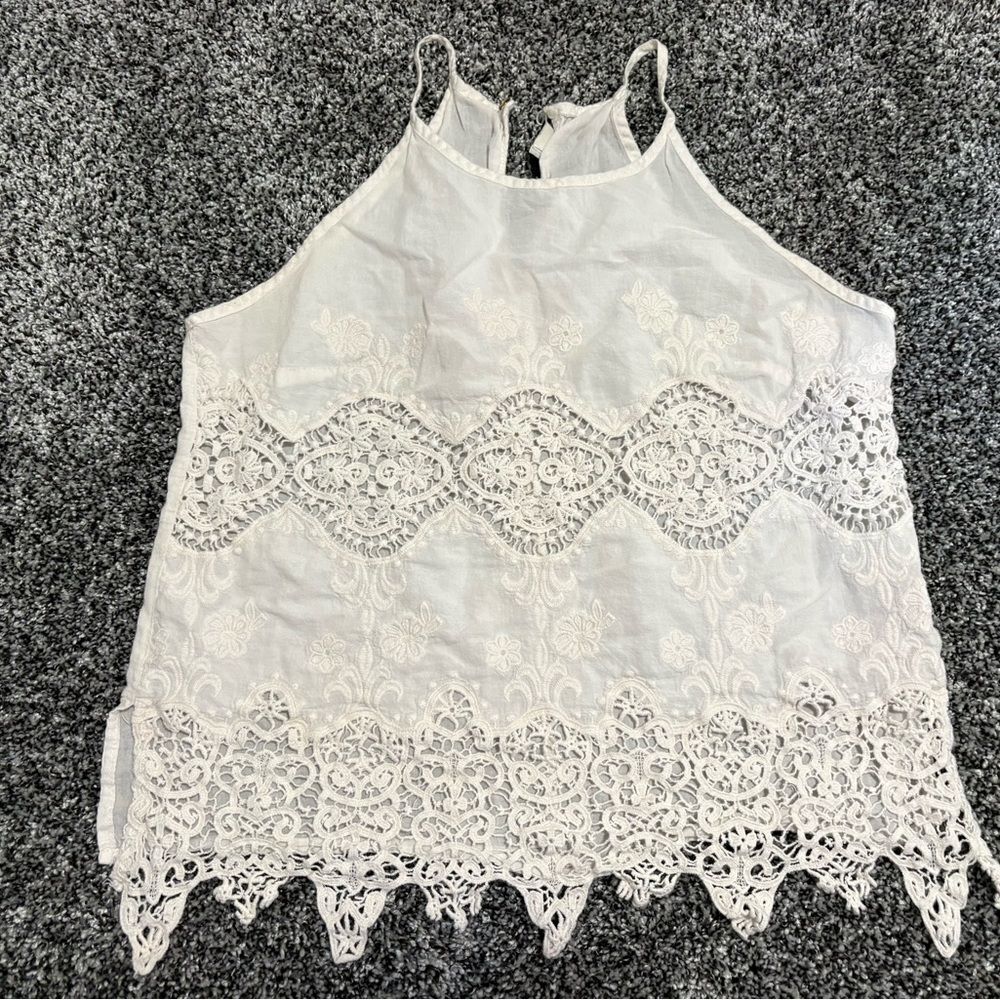 Lush White Lace Camisole Top woman’s size small